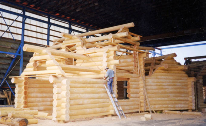 Handcrafted Log Homes Hand Peeled Scribed And Chiselled Built By Sitka Log Homes
